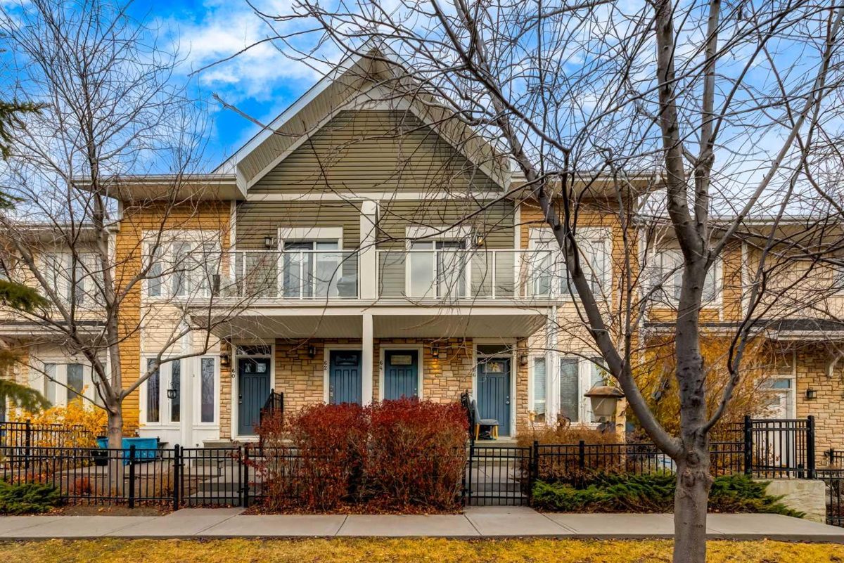 64 Auburn Bay Close SE