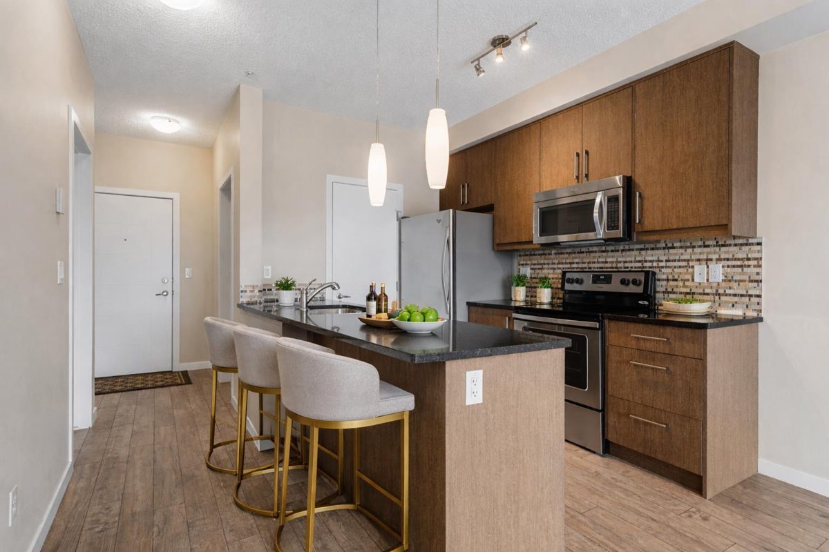 311, 402 Marquis Lane SE