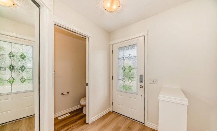 150 AUBURN BAY Heights SE photo 5