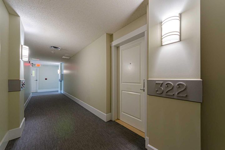 322, 88 Arbour Lake Road NW photo 3