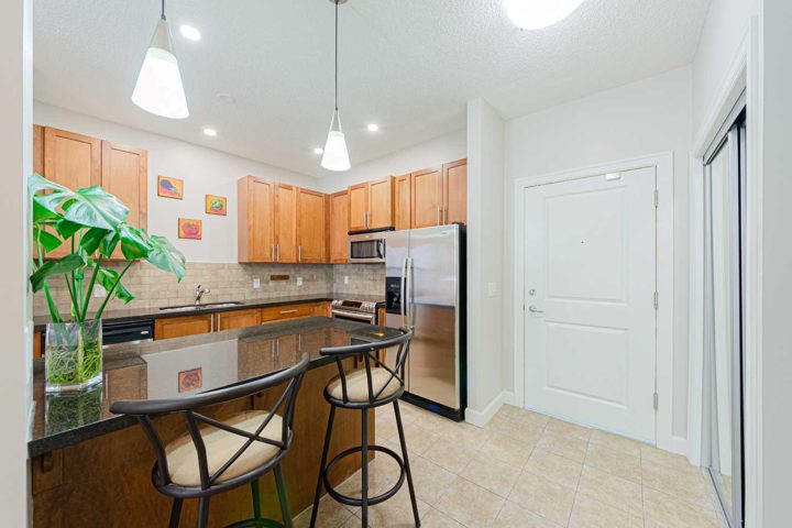 322, 88 Arbour Lake Road NW photo 5