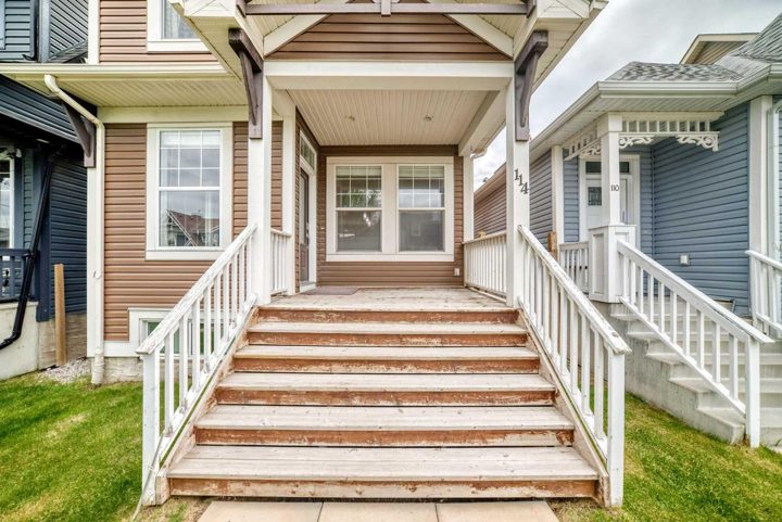 114 Auburn Bay Crescent SE photo 2