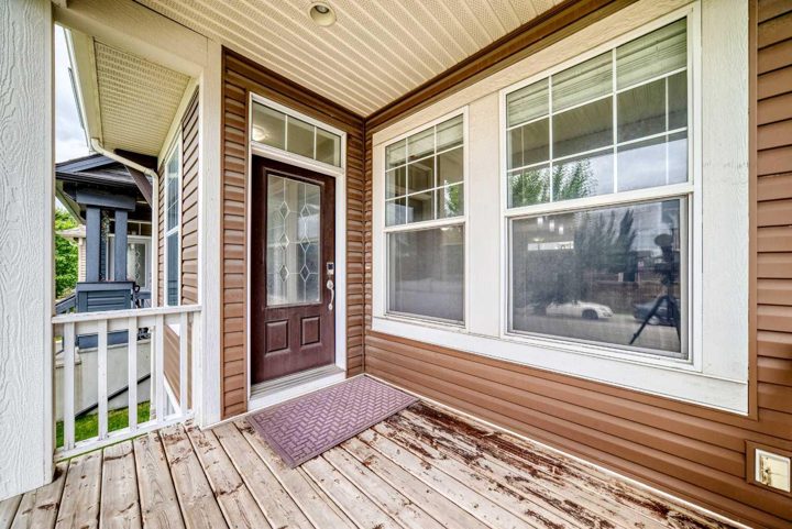 114 Auburn Bay Crescent SE photo 3