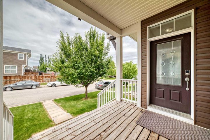 114 Auburn Bay Crescent SE photo 4