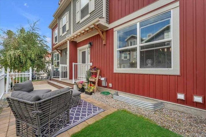 315, 10 Auburn Bay Avenue SE photo 4