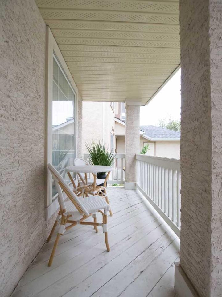 5209 Coral Shores Drive NE photo 2