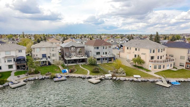 151 Coral Shores Landing NE photo 3