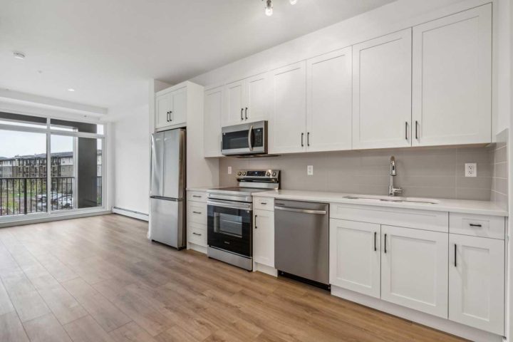 3117, 1802 Mahogany Boulevard SE photo 2